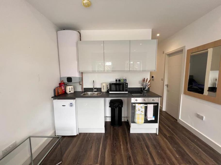 Star London Finchley Road 1-Bed Hideaway Διαμέρισμα Εξωτερικό φωτογραφία