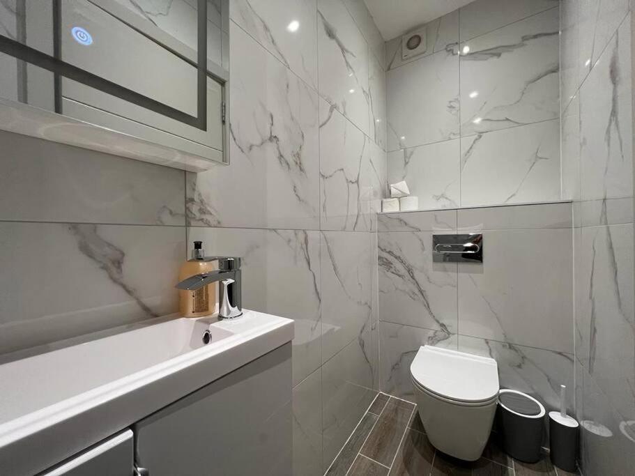 Star London Finchley Road 1-Bed Hideaway Διαμέρισμα Εξωτερικό φωτογραφία